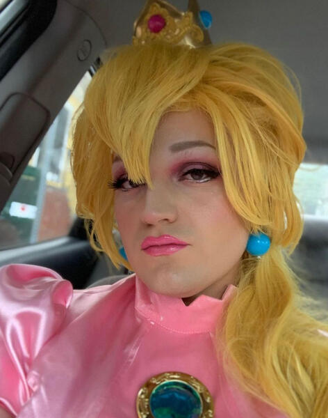 Peach Cosplay